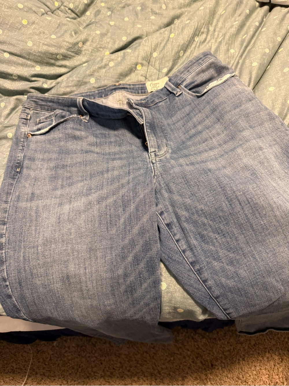 Light Wash Straight Leg Women's Jeans - Versatile Everyday Denim